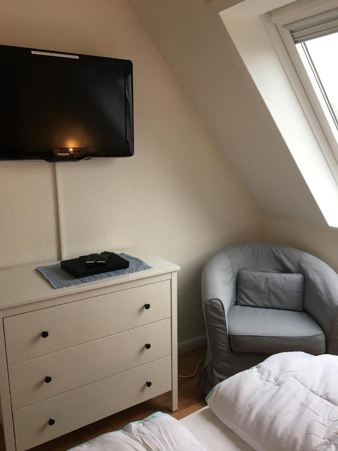 Apartment Schroeder - Bude 63a - Mit Strandkorb Am - Inklusive Bettwaesche Und Handtuecher Westerdeichstrich